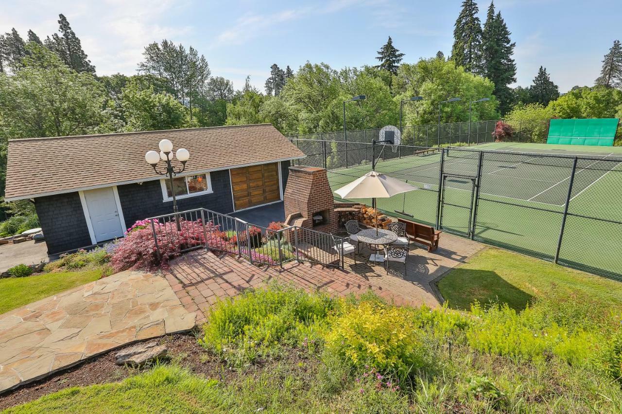 Brookside Bed & Breakfast Hood River Eksteriør billede